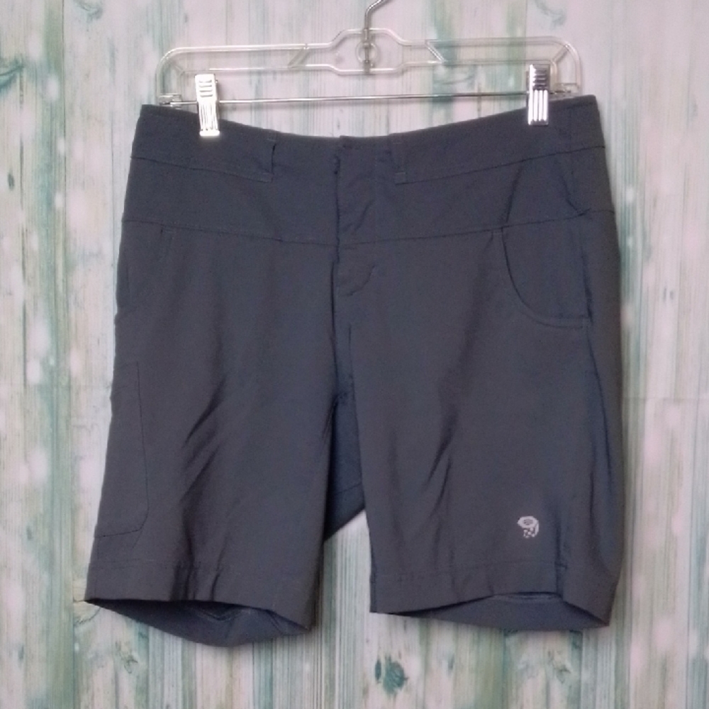 Mountain Hardwear Gray Shorts Size 6